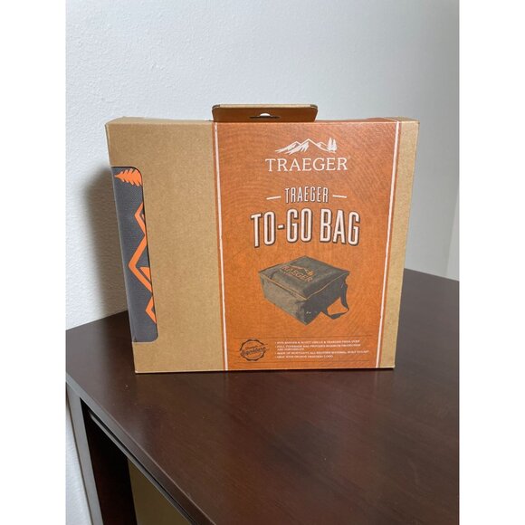 Traeger To-Go Carry Bag & Cover for Ranger, Scout and Pizza Oven BAC502 - Picture 2 of 4